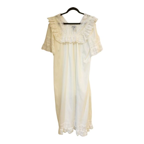 H6 Saramal Fine Lingerie Long Square Neck Lace Trim Nightgown Union Made Sz M - Picture 1 of 8